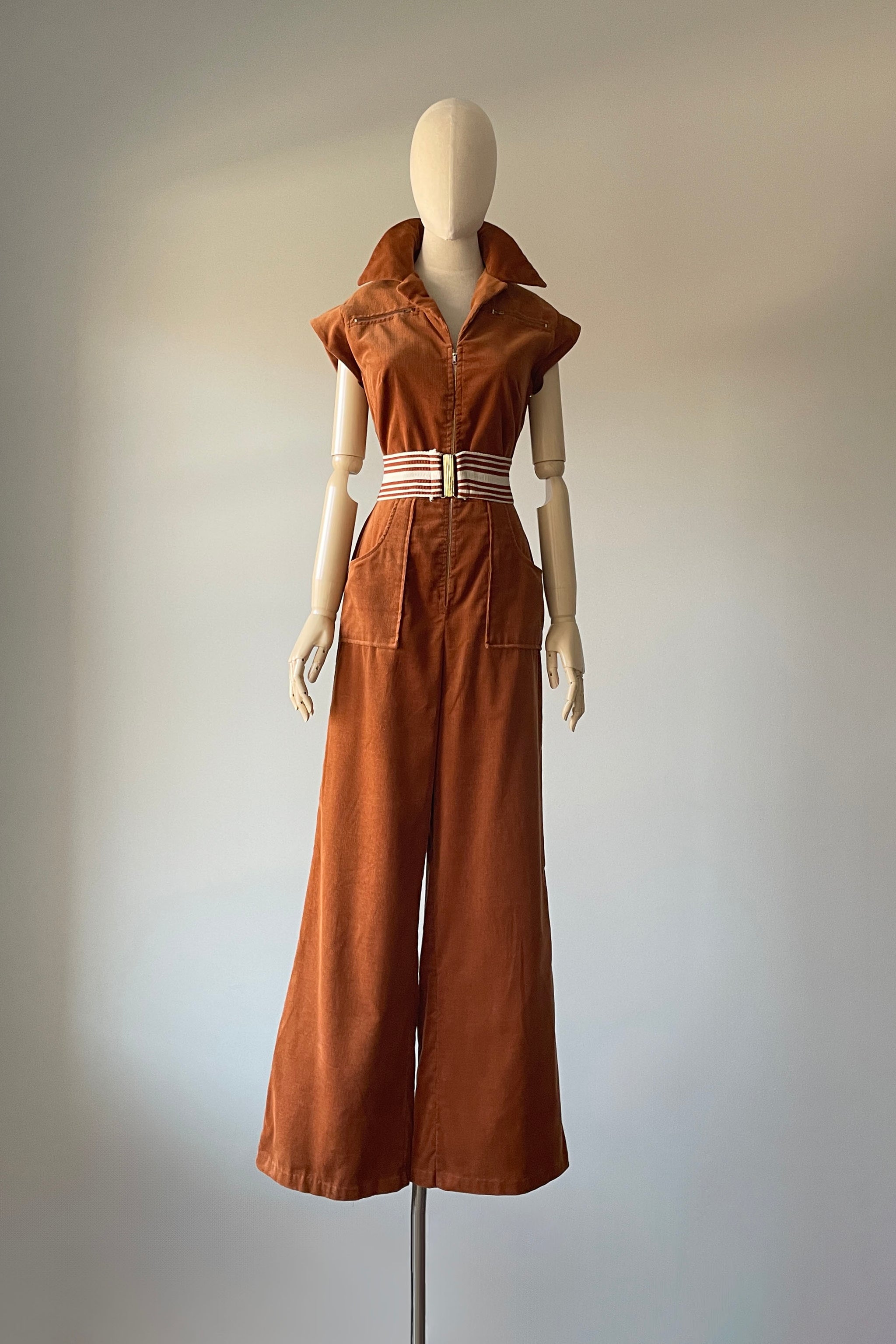 Vintage 1970s Burnt Orange Corduroy Jumpsuit MEDIUM – Mill