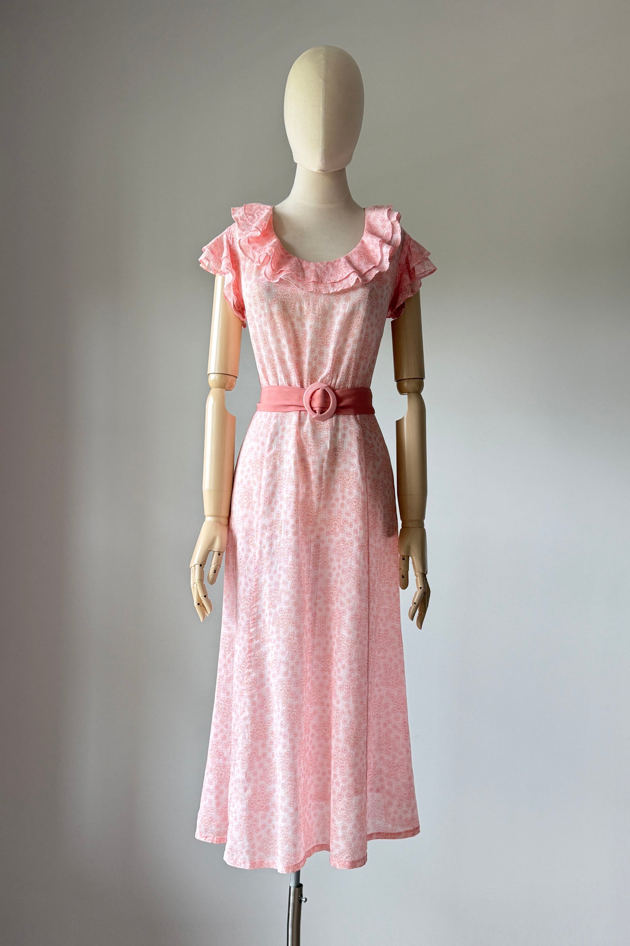 light pink 15 dress Off Shoulder V Neckline Flower Quinceanera Dresses Sparkly Prom Dresses ARD2635