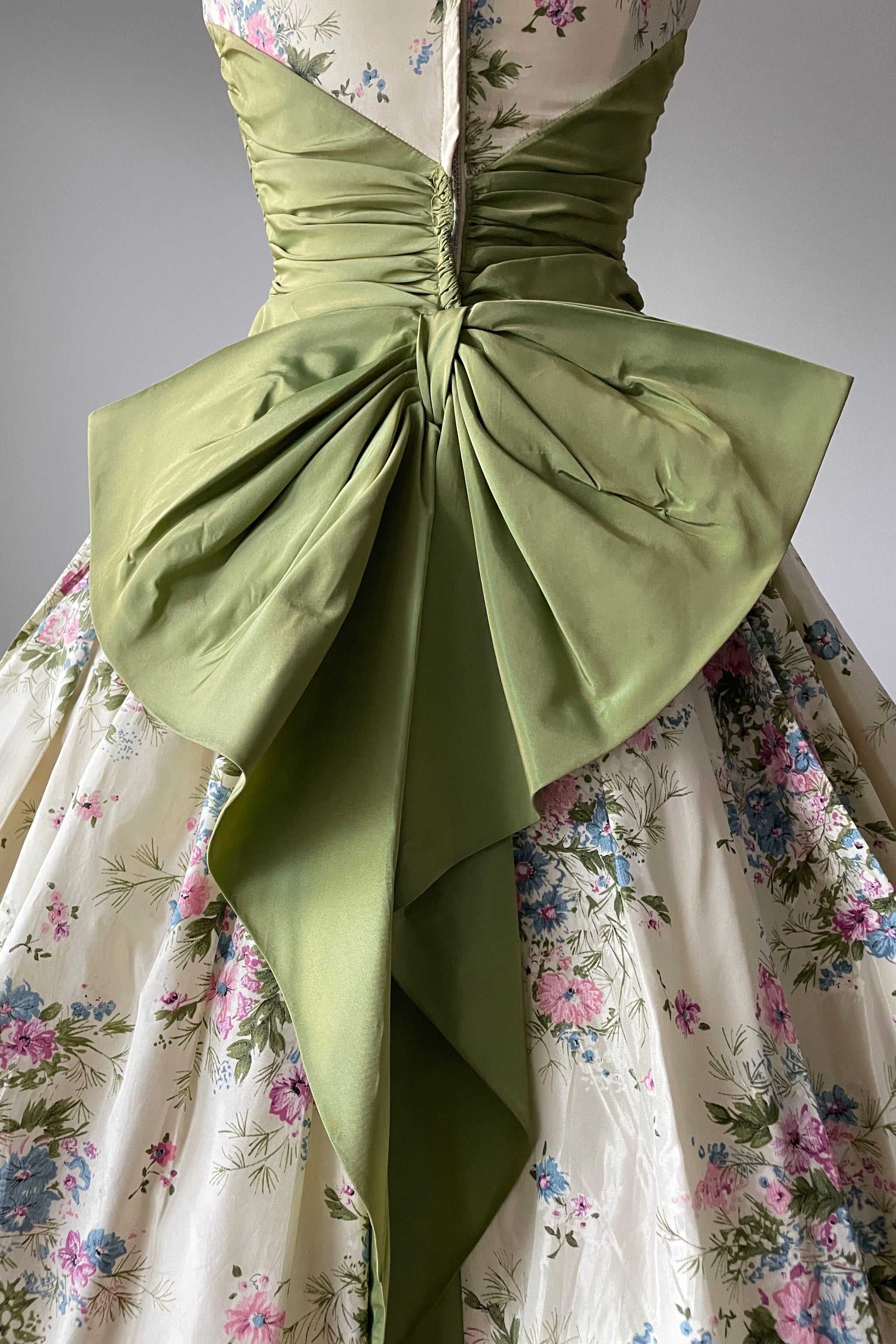 Vintage 1950s Coveted 
