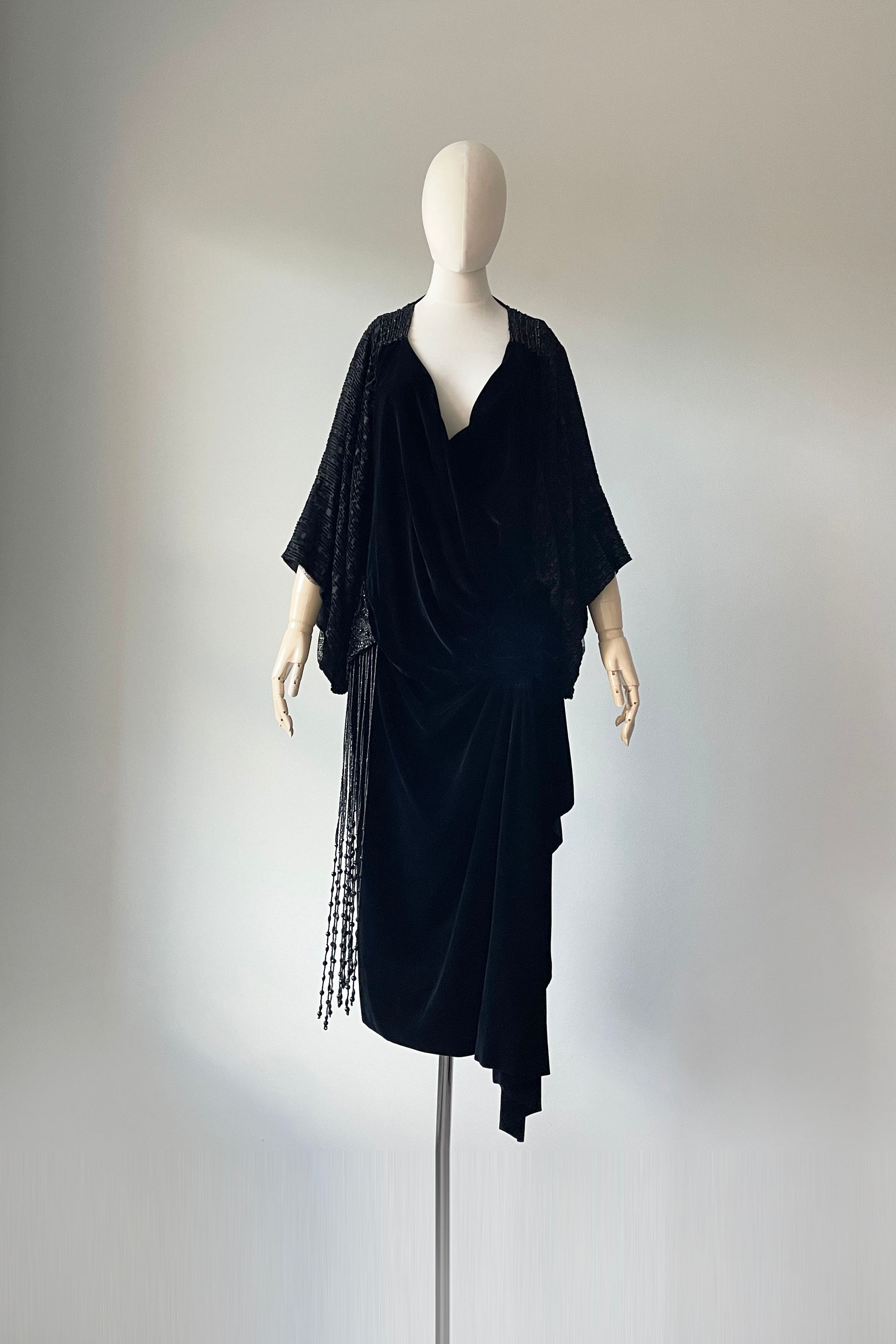 1920s Silk Velvet Wide Sleeve Flapper Dress